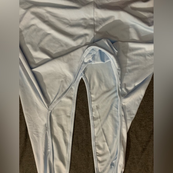 Light blue deep plunge short romper - Picture 3 of 7